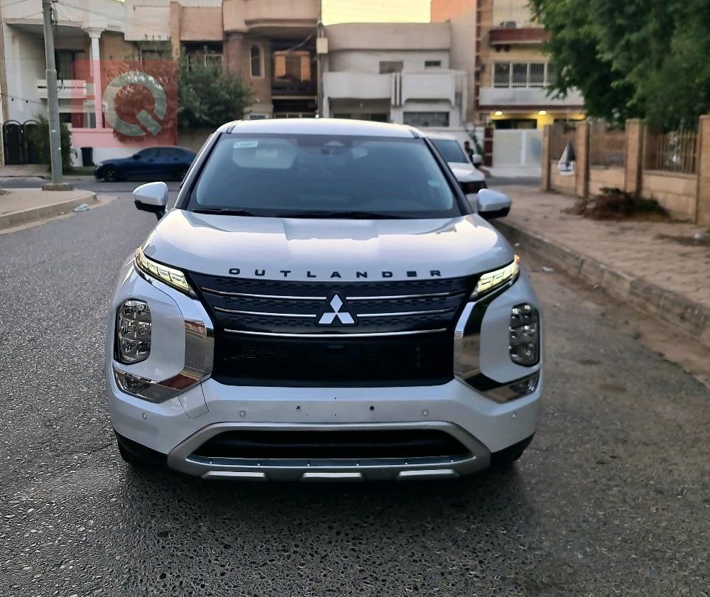 ميتسوبيشي اوتلاندر